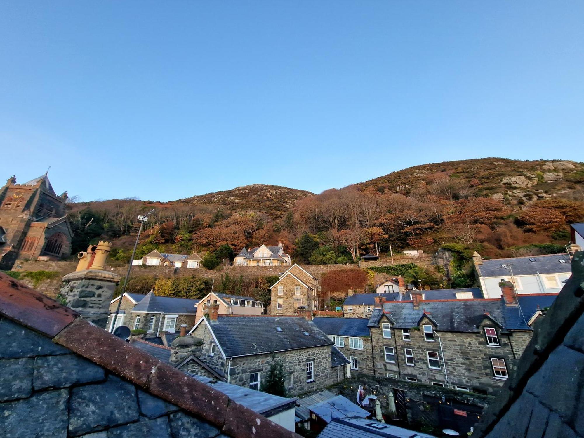 The Penthouse Ny Loft Apartment Barmouth Buitenkant foto